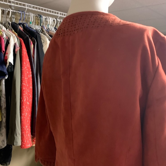 East5th blazer - Picture 3 of 4